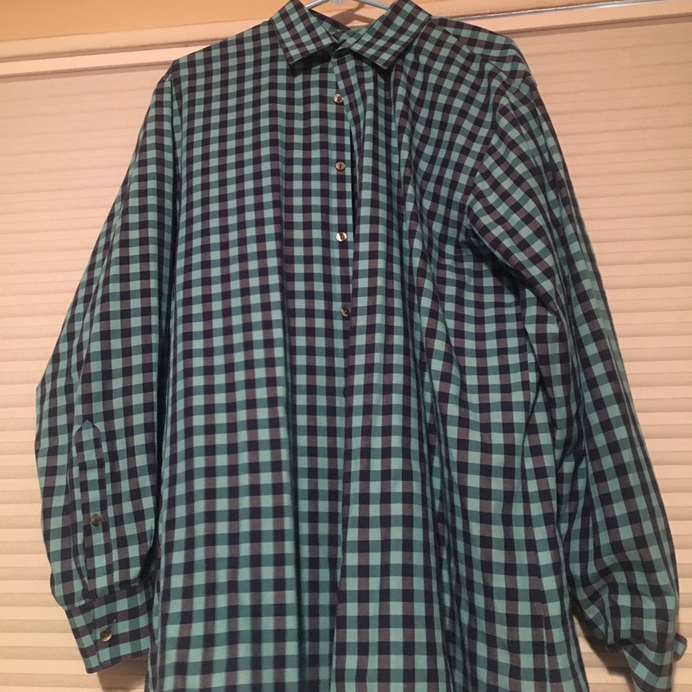 Van Heusen dress shirt-blue gingham