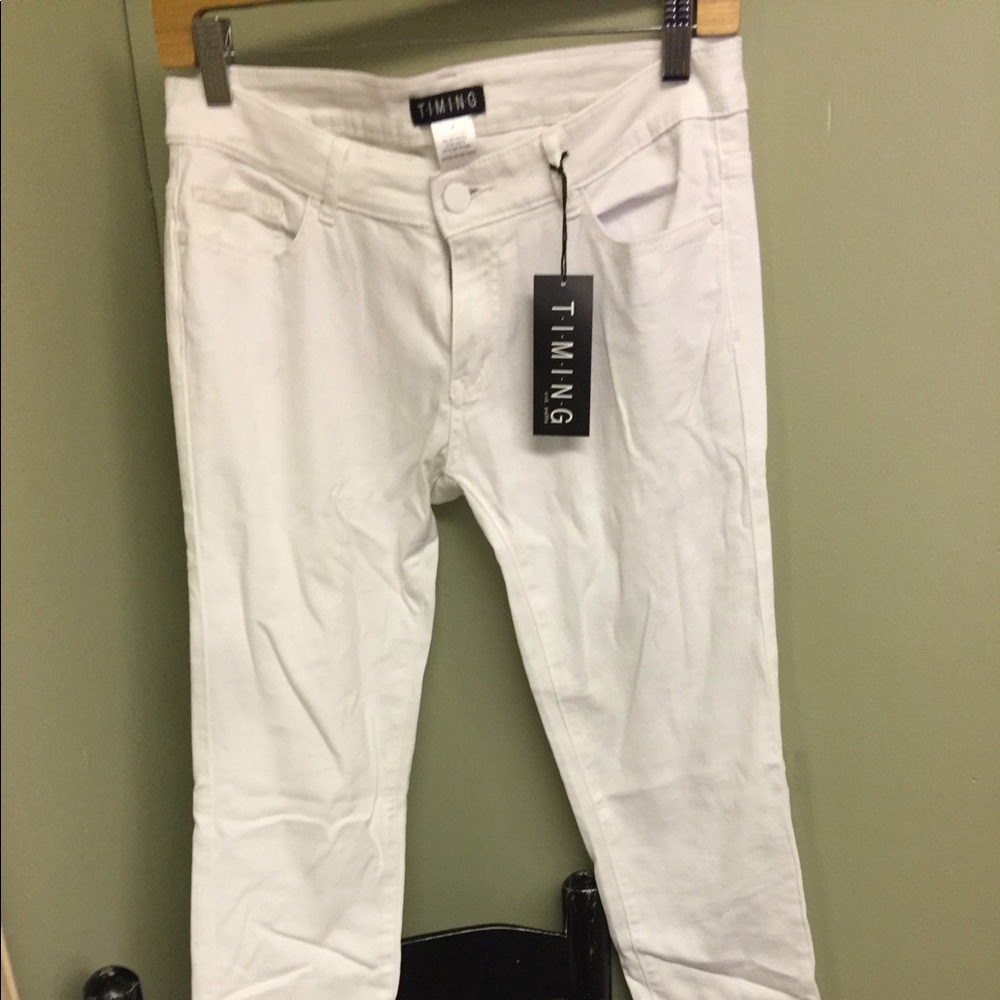 NWT white ankle pants