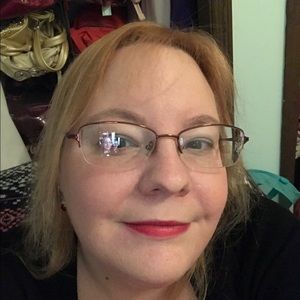 Meet your Posher, Alaina