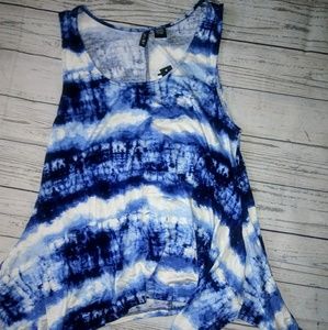 Ultra Flirt Tie Dye Sharkbite XL Top
