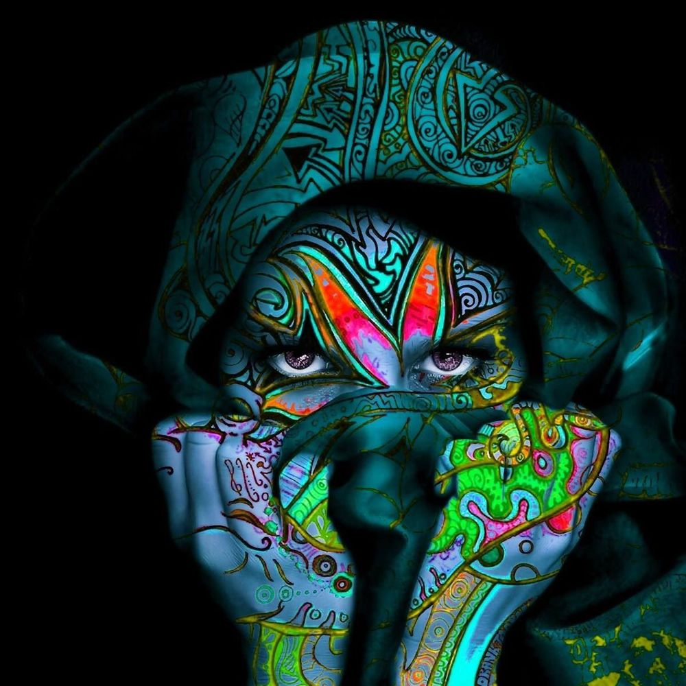 Meet your Posher, Hippie