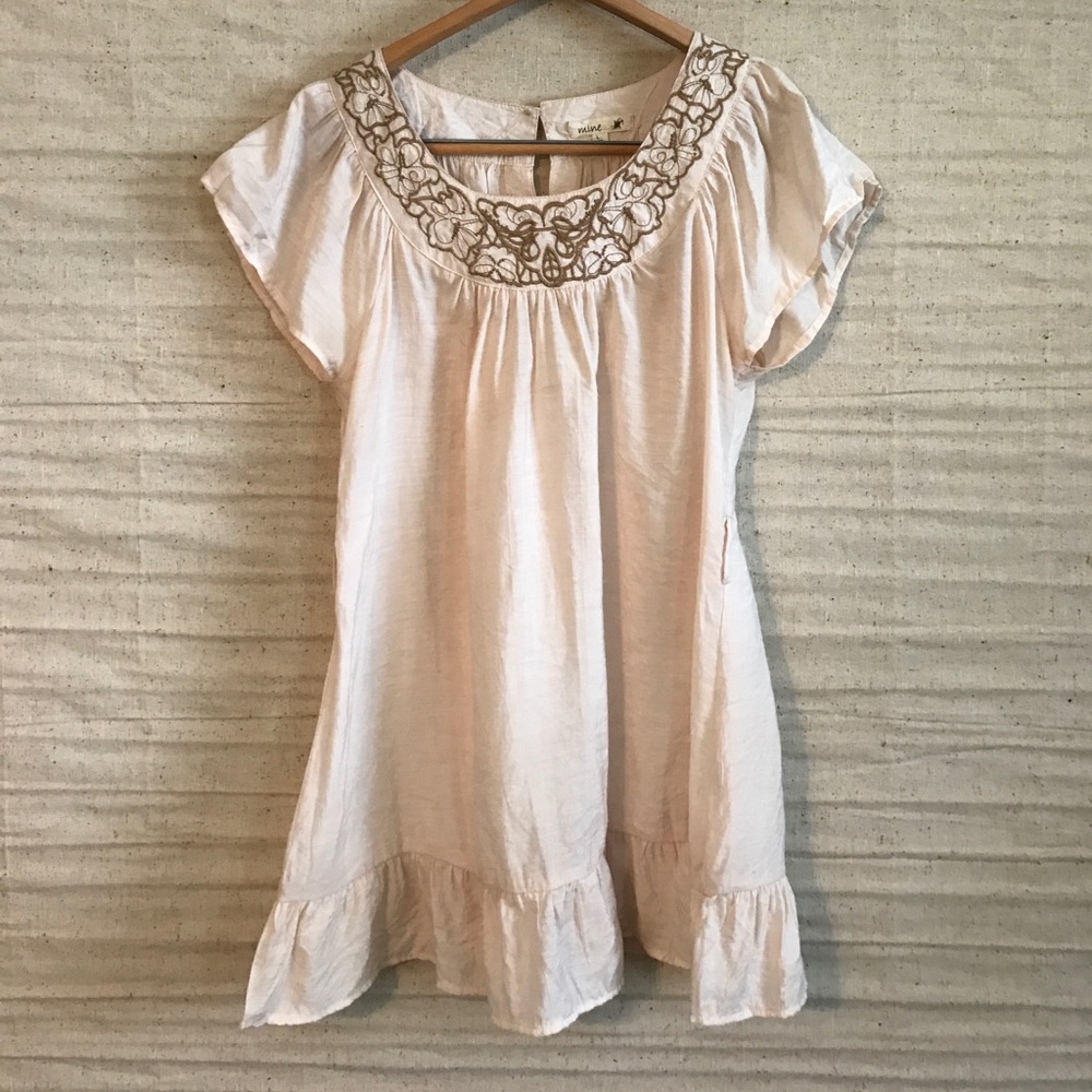 Mine ruffled embroidered peasant shirt, L