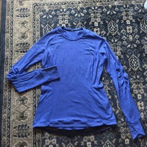 Lululemon long- sleeves top.