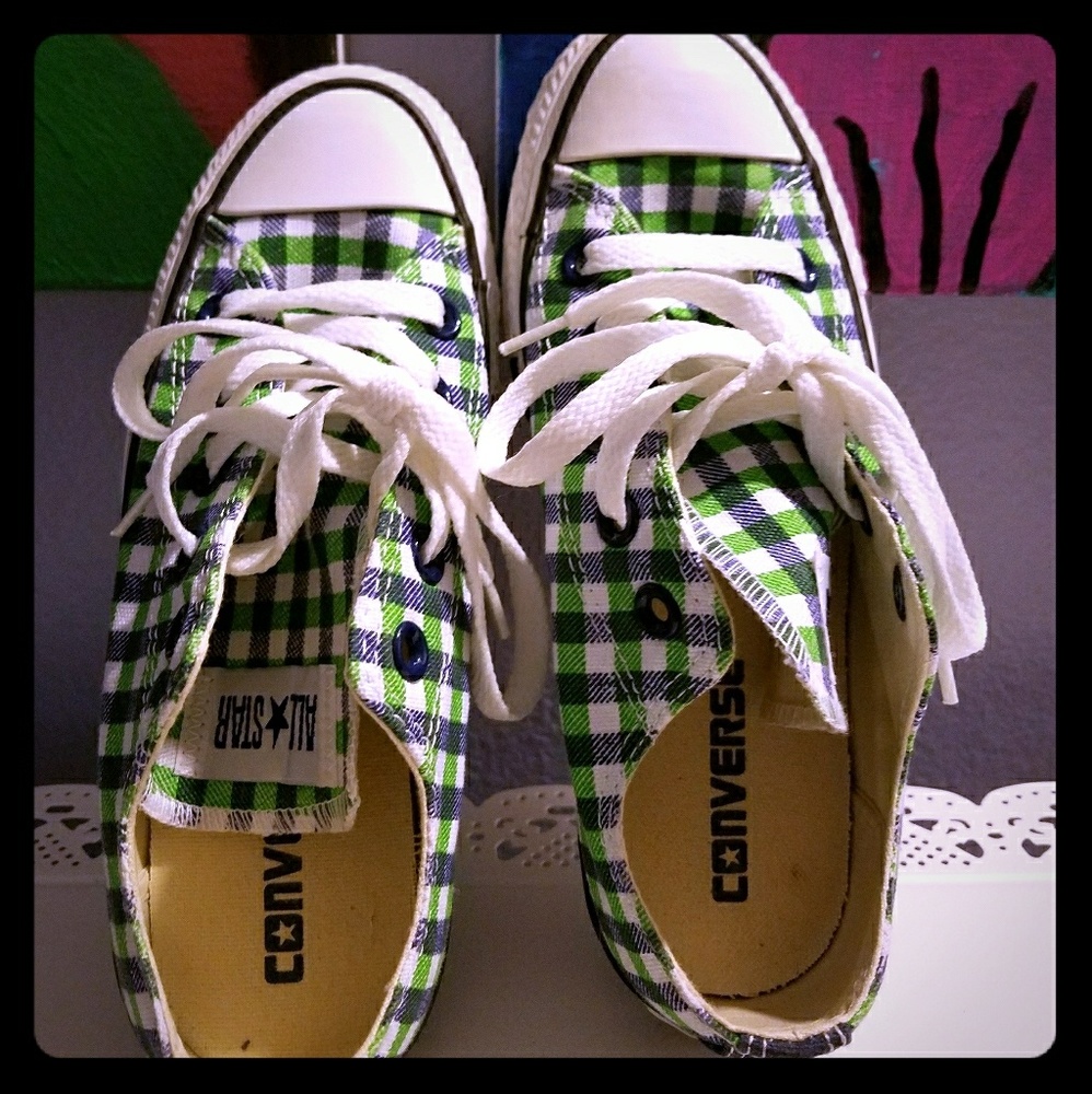 Converse blue & white check NWOT