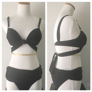 Versatile Black Bikini Swimsuit