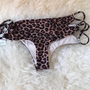 NWT ACACIA Kauai Bottom