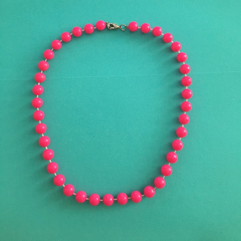 PINK BUBBLE NECKLACE