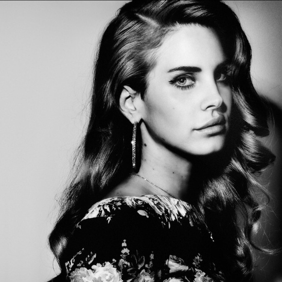 Meet your Posher, Mallory - Picture 1 of 1