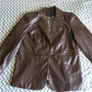 SALE🛒 Brown Pleather Jacket - size L