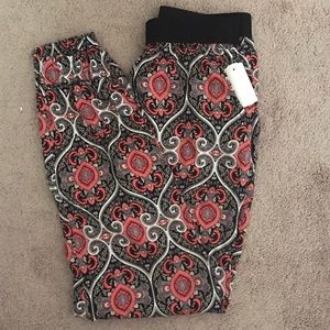 NWT patterned cuffed pants