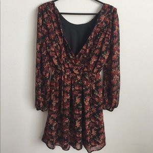 Floral sleeved dress