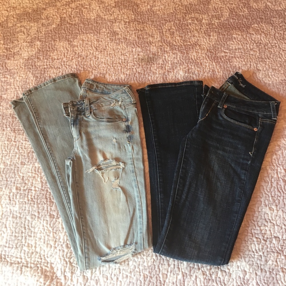 2 pairs Skinny with a Kick AE jeans