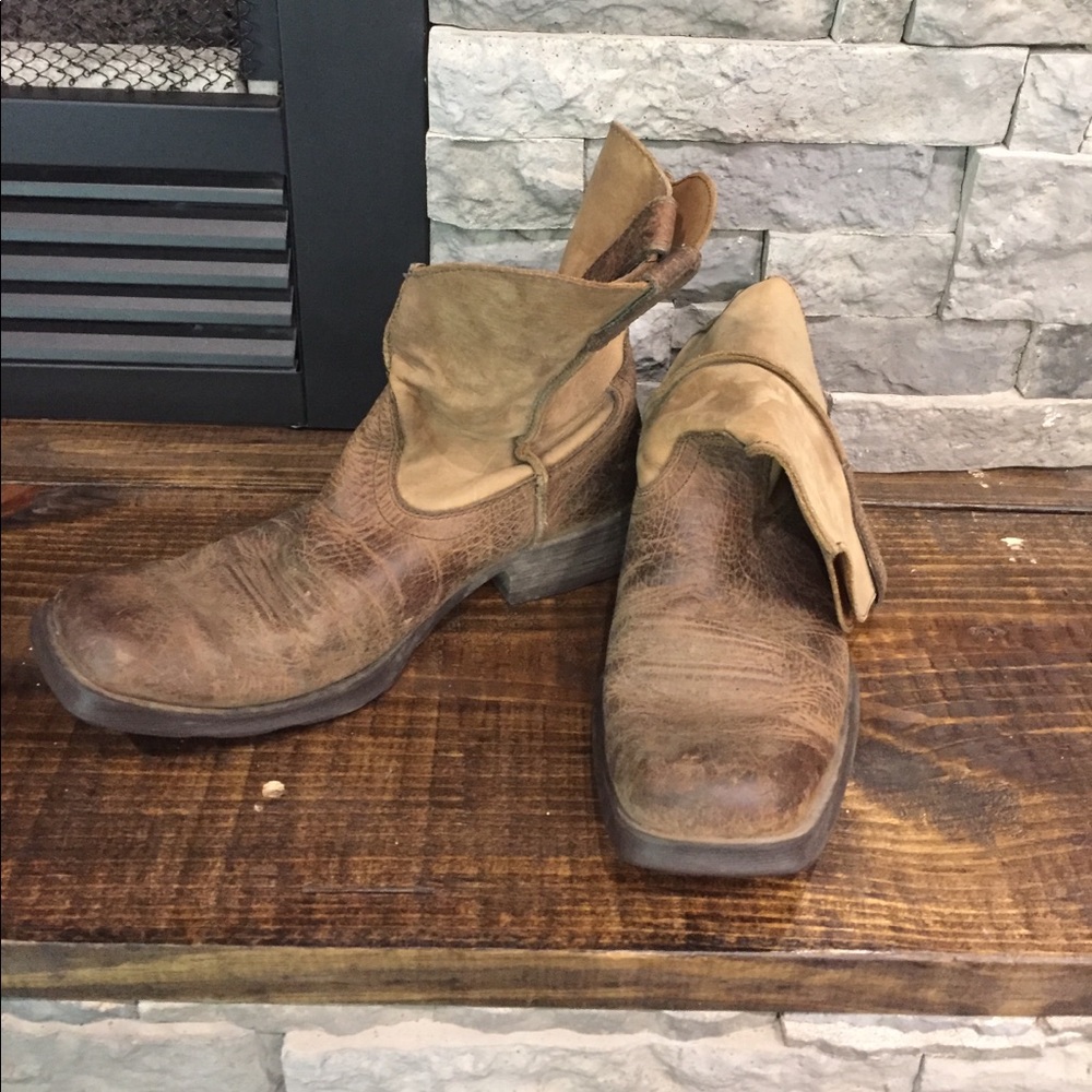 Men's Ariat Boots Size 11D