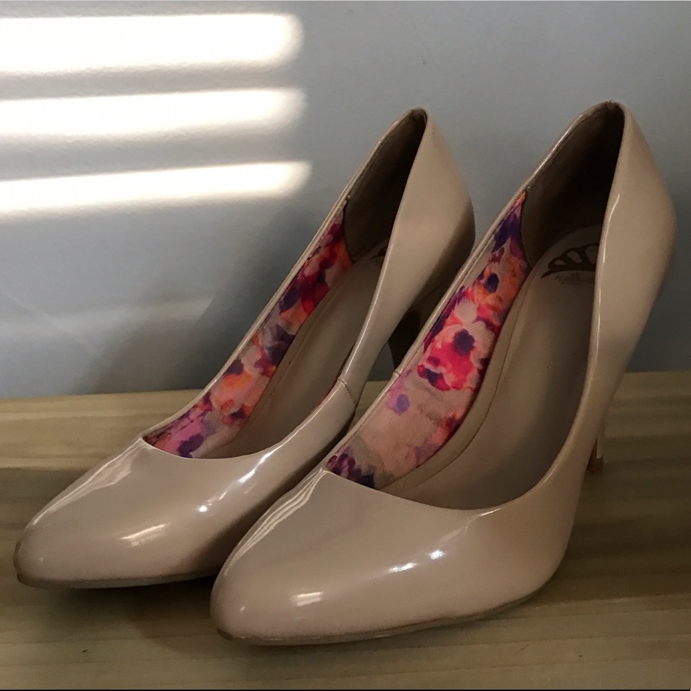 Creme nude patent pleather heels