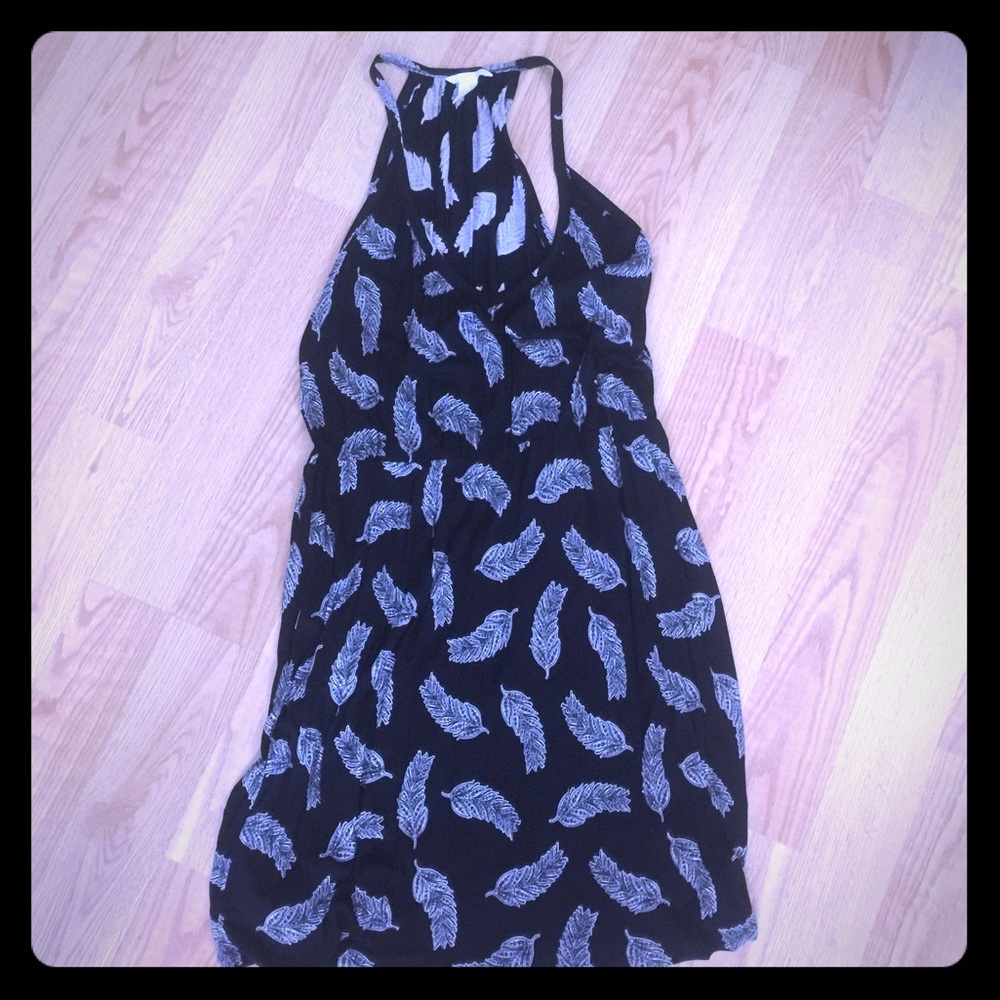 Summer Dress (Size L) Black Dress, Feather Design