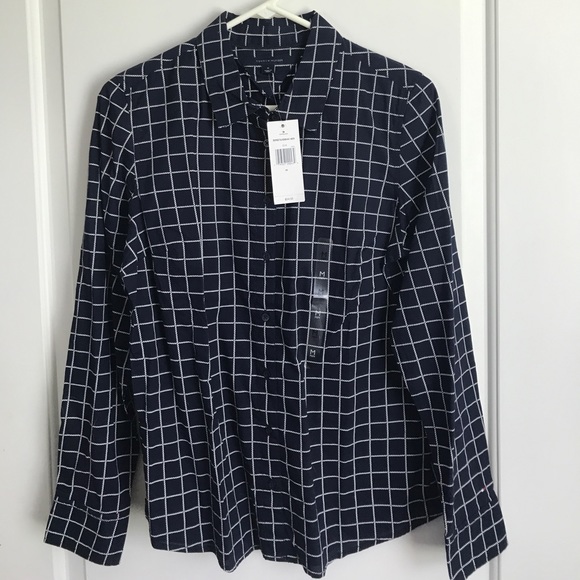 Tommy Hilfiger Tops - NWT Tommy Hilfiger Button Down Shirt Navy & White