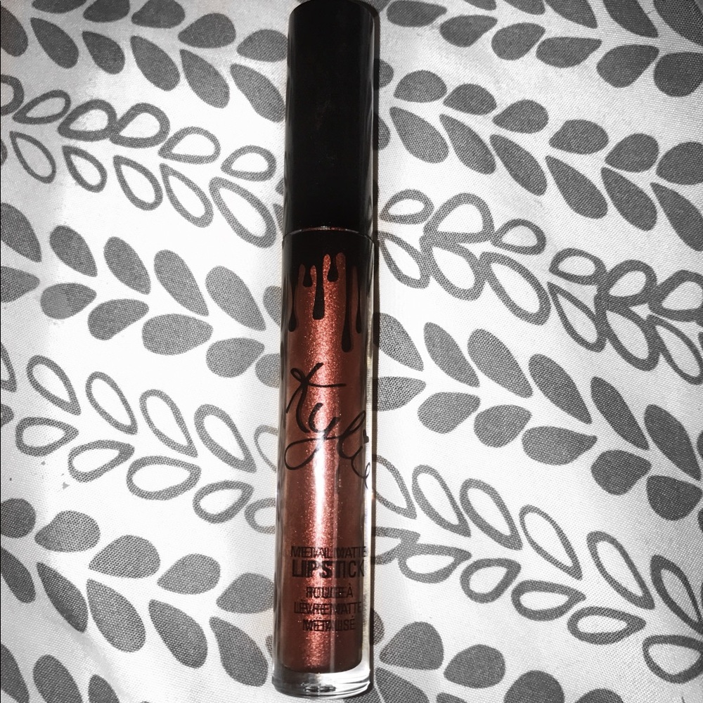 Kylie REIGN liquid lipstick *Authentic*