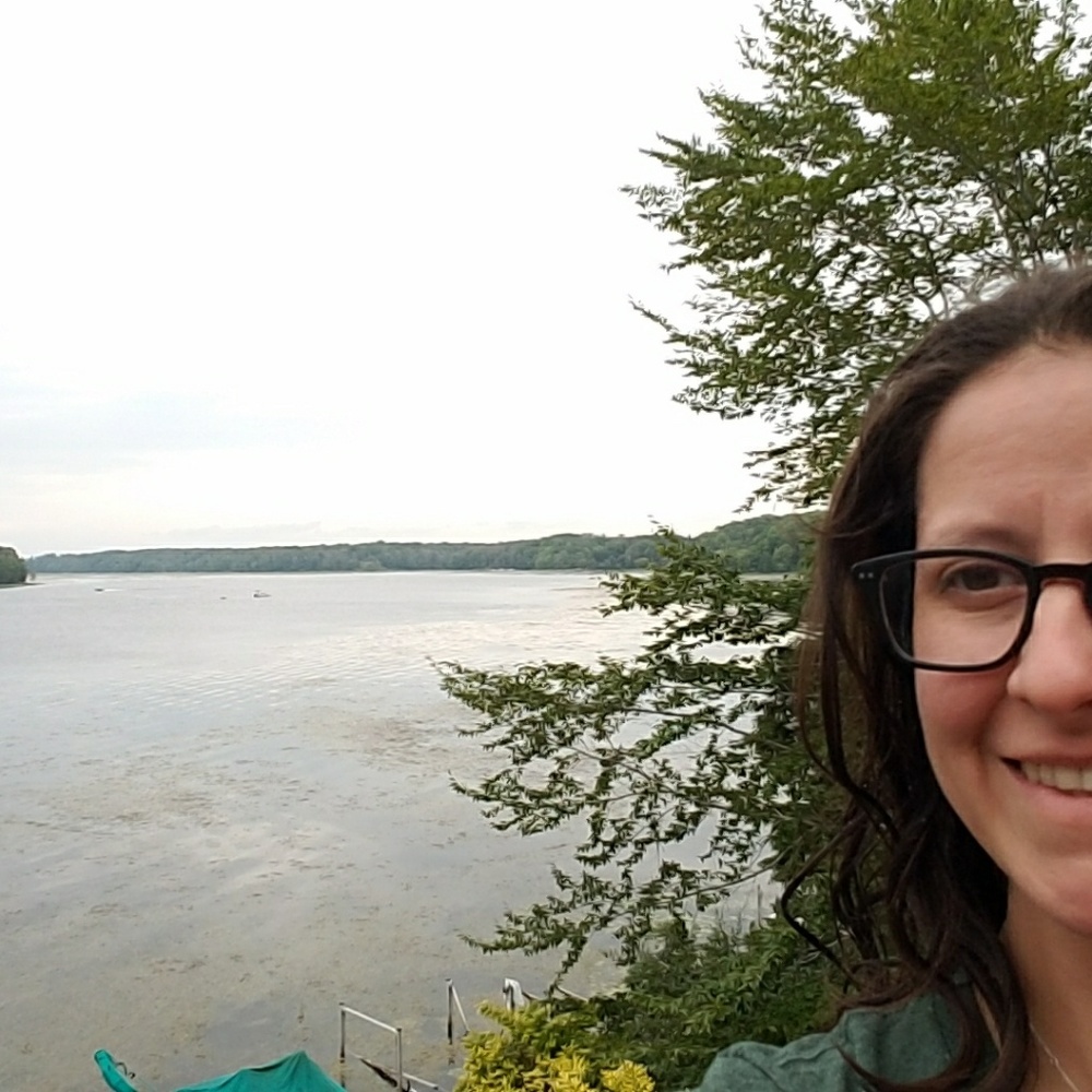 Meet your Posher, Julie