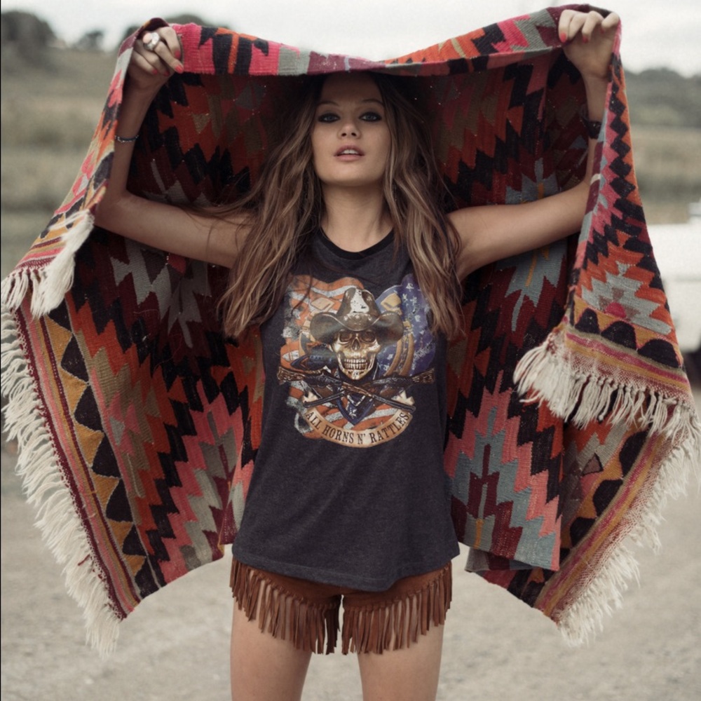 ISO Cowgirl Dreams Tassel Shorts - Picture 2 of 3