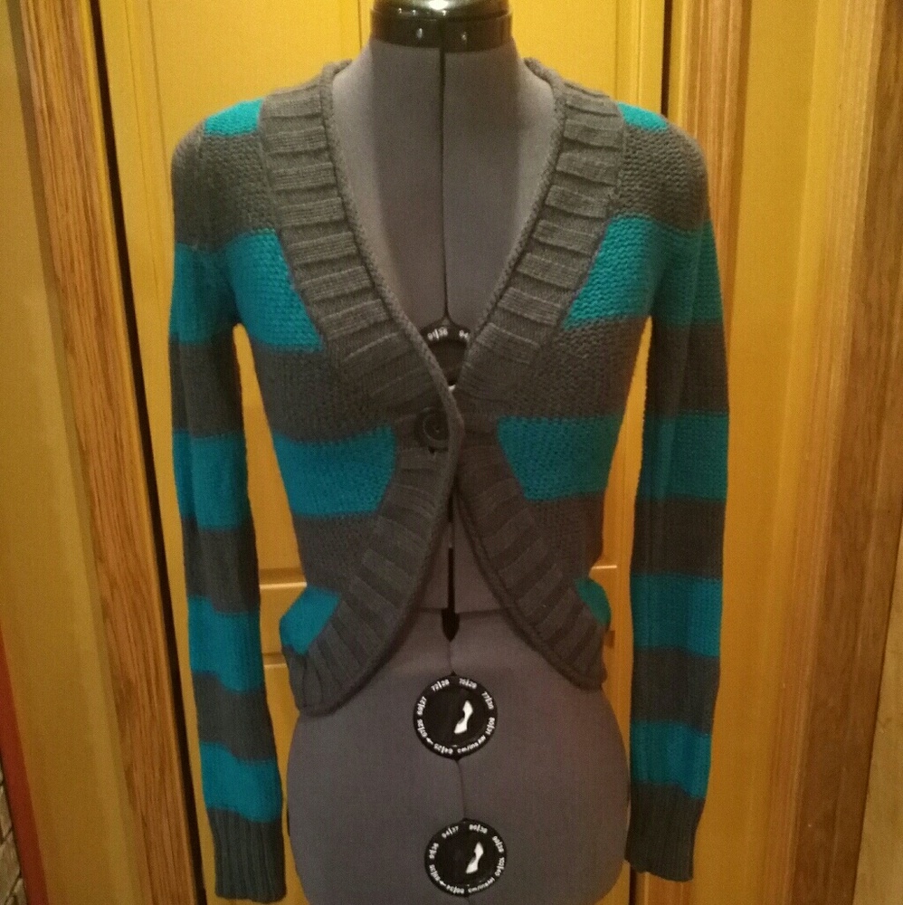 Knitted Cardigan Sweater