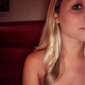 Meet your Posher, Deanna