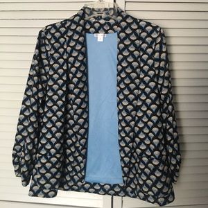 Stylish blazer with pockets