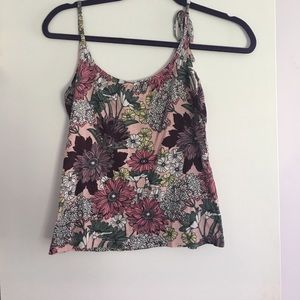 H&M Floral Tank🌺