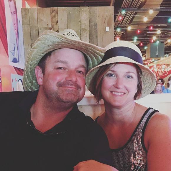 Meet your Posher, Amy - Picture 1 of 1