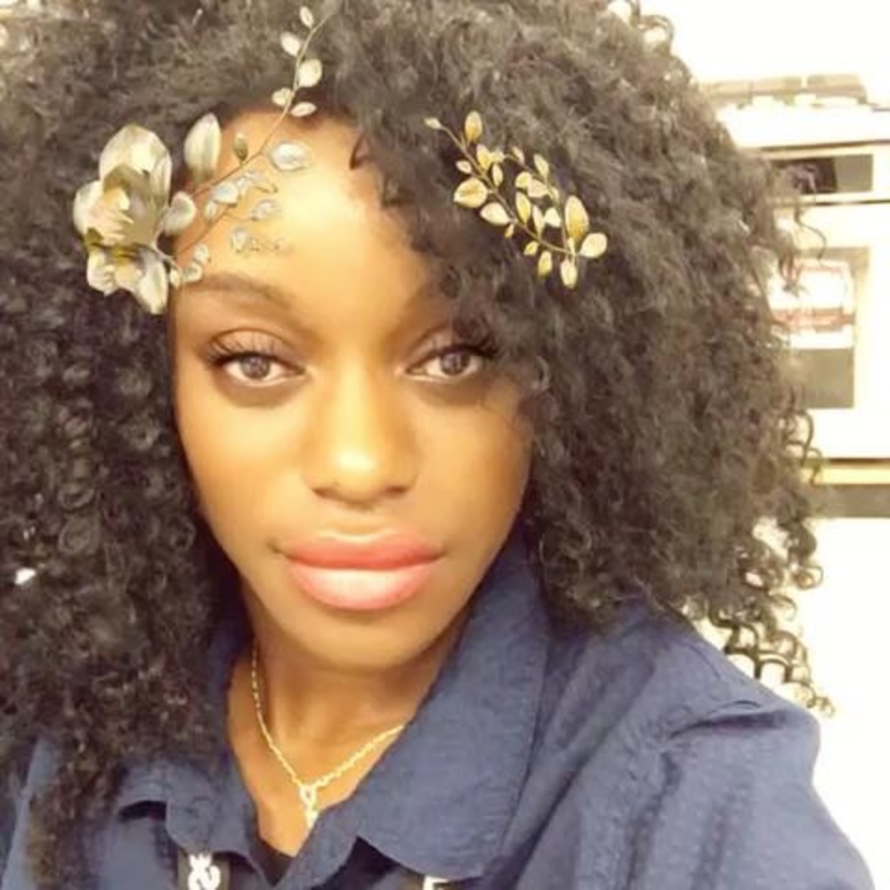 Meet your Posher, Christine