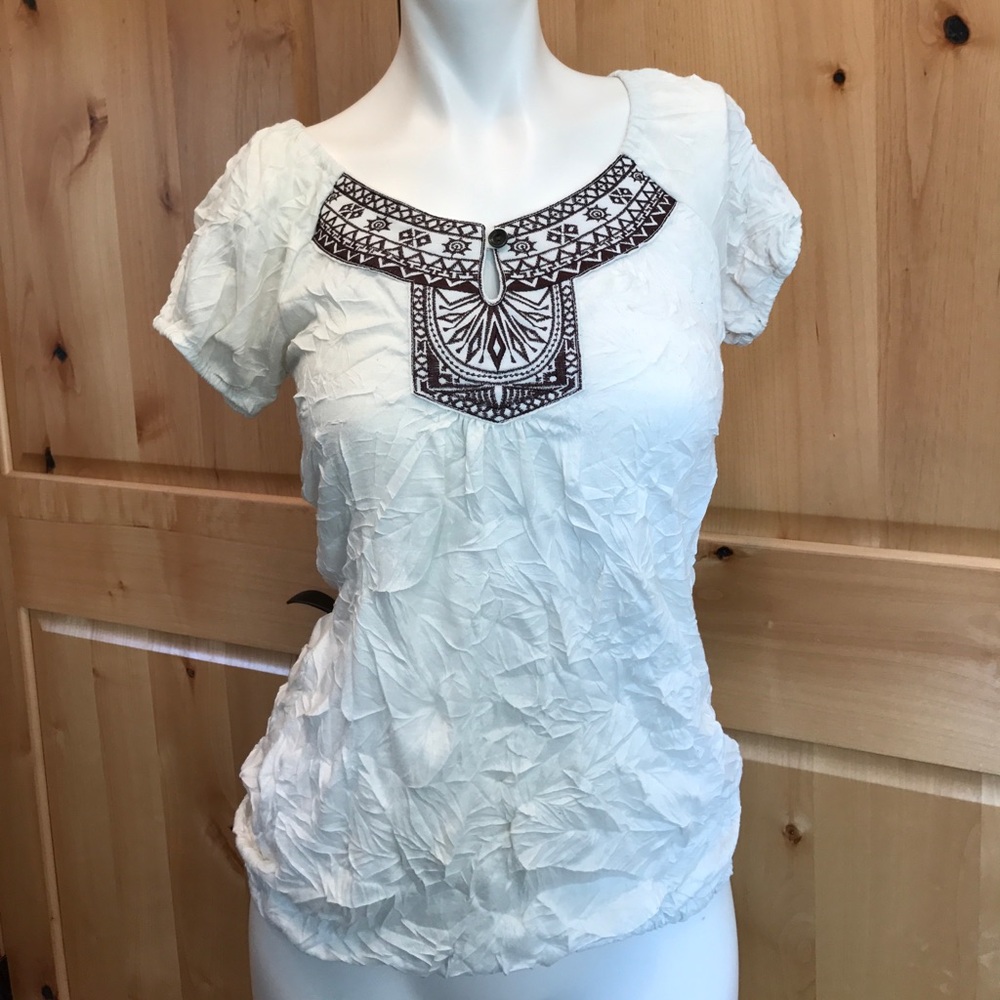 Short sleeve Aztec print top