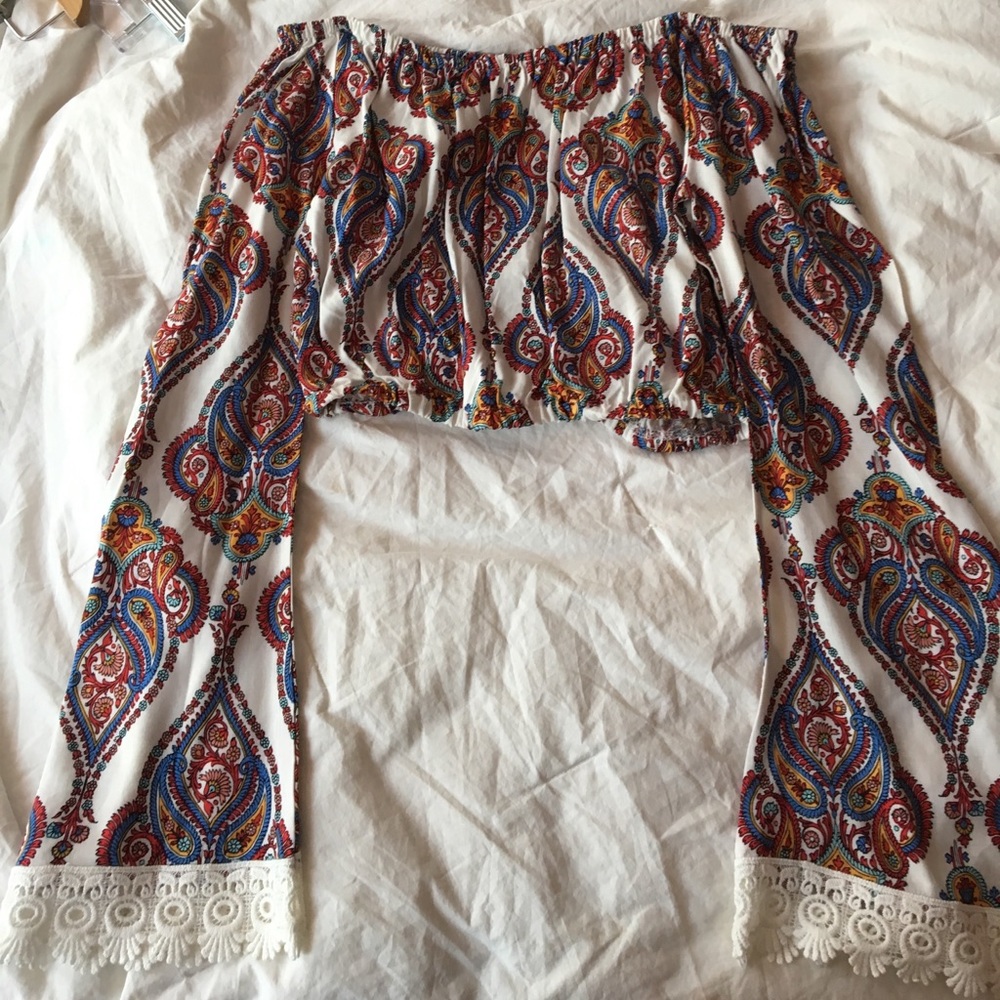 LA HEARTS off the shoulder crop top