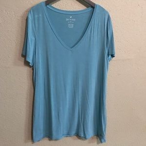 Baby blue American eagle v neck. XL.