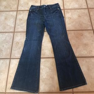 White House Black Market Bootcut Jeans. Size 6S