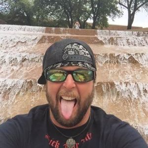 Meet your Posher, Heath