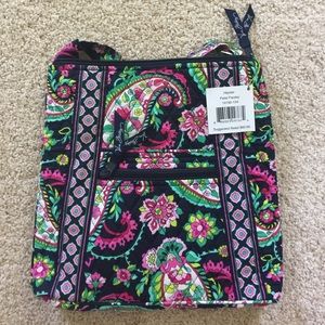 Vera Bradley Hipster in Navy Petal Paisley