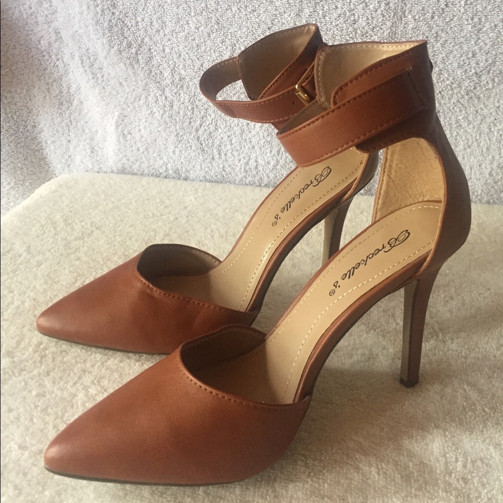 High Heel Pointed Toe Ankle Buckle Strap Pump