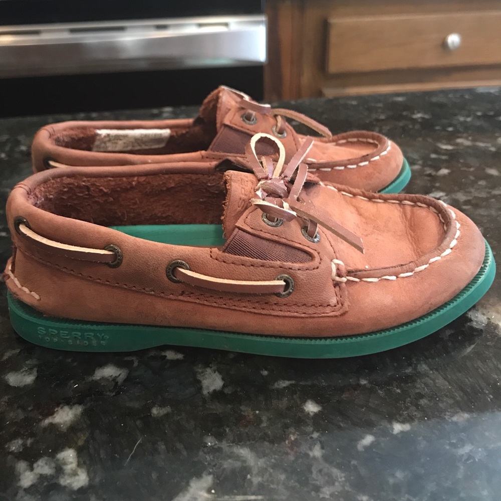 Sperrys - Picture 2 of 4