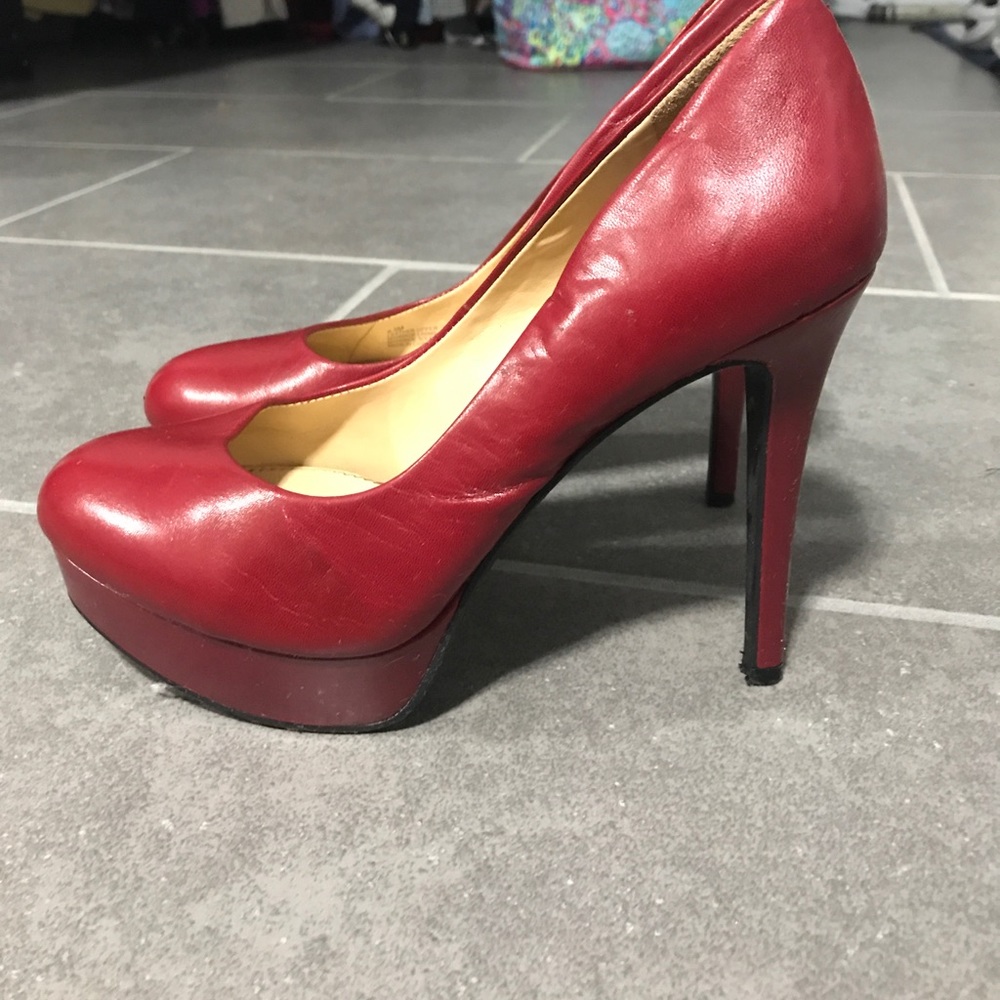 Gianni Bini pumps, worn a few times. EUC 6.5