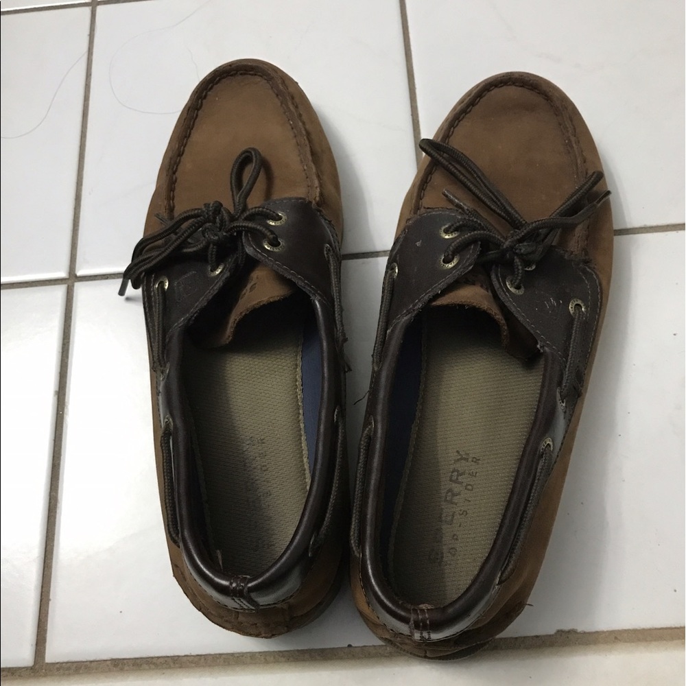 Sperry Topsiders