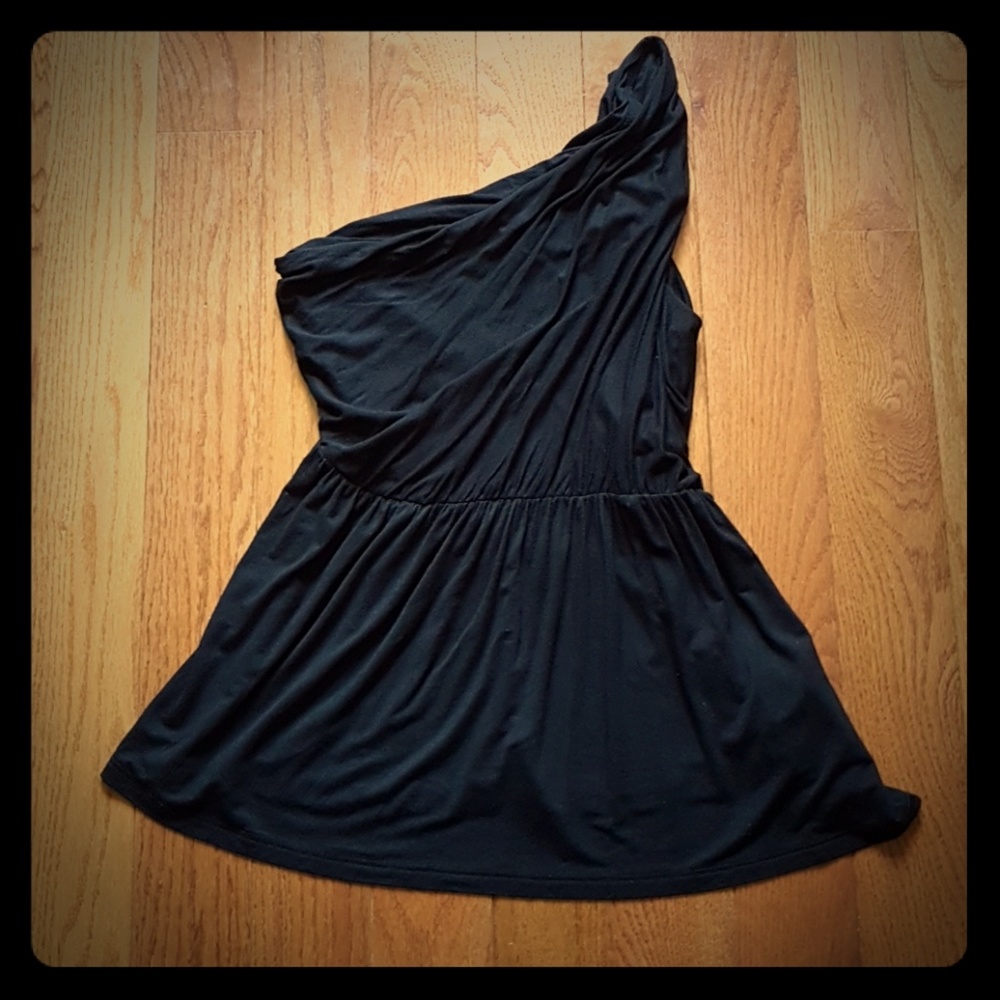 Forever 21 One Shoulder Black Blouse