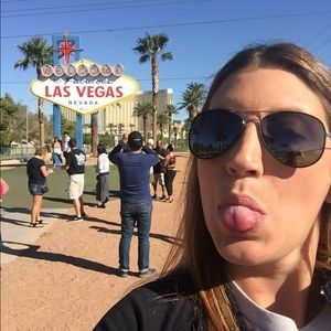 Meet your Posher, Jessica