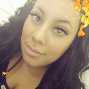 Meet your Posher, Gabriela