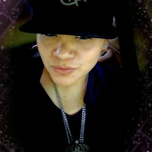 Meet your Posher, Alejandra