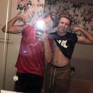 Meet your Posher, Parker