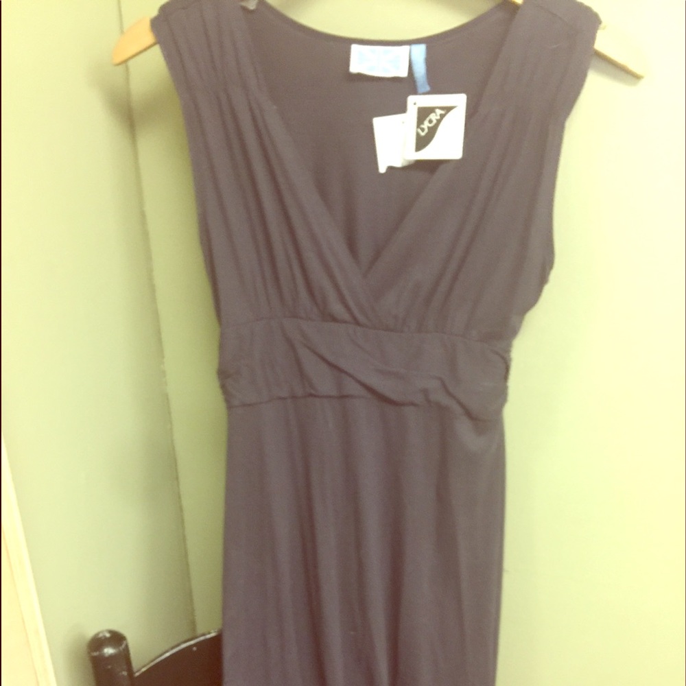 Gray sleeveless dress