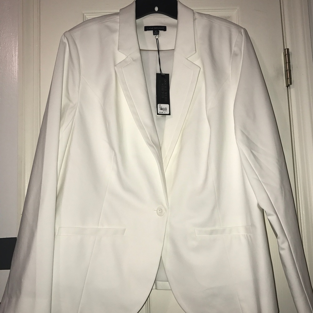 LANEBRYANT WHITE BLAZER