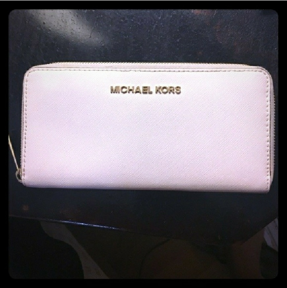 MK jet set wallet