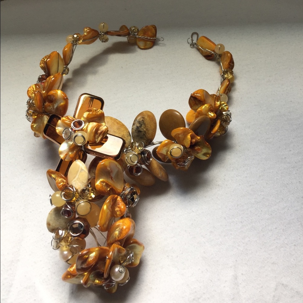 Gorgeous Gold necklace