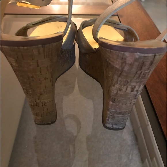 🔴💯MICHAEL KORS PLATFORM WEDGES. - Picture 5 of 5