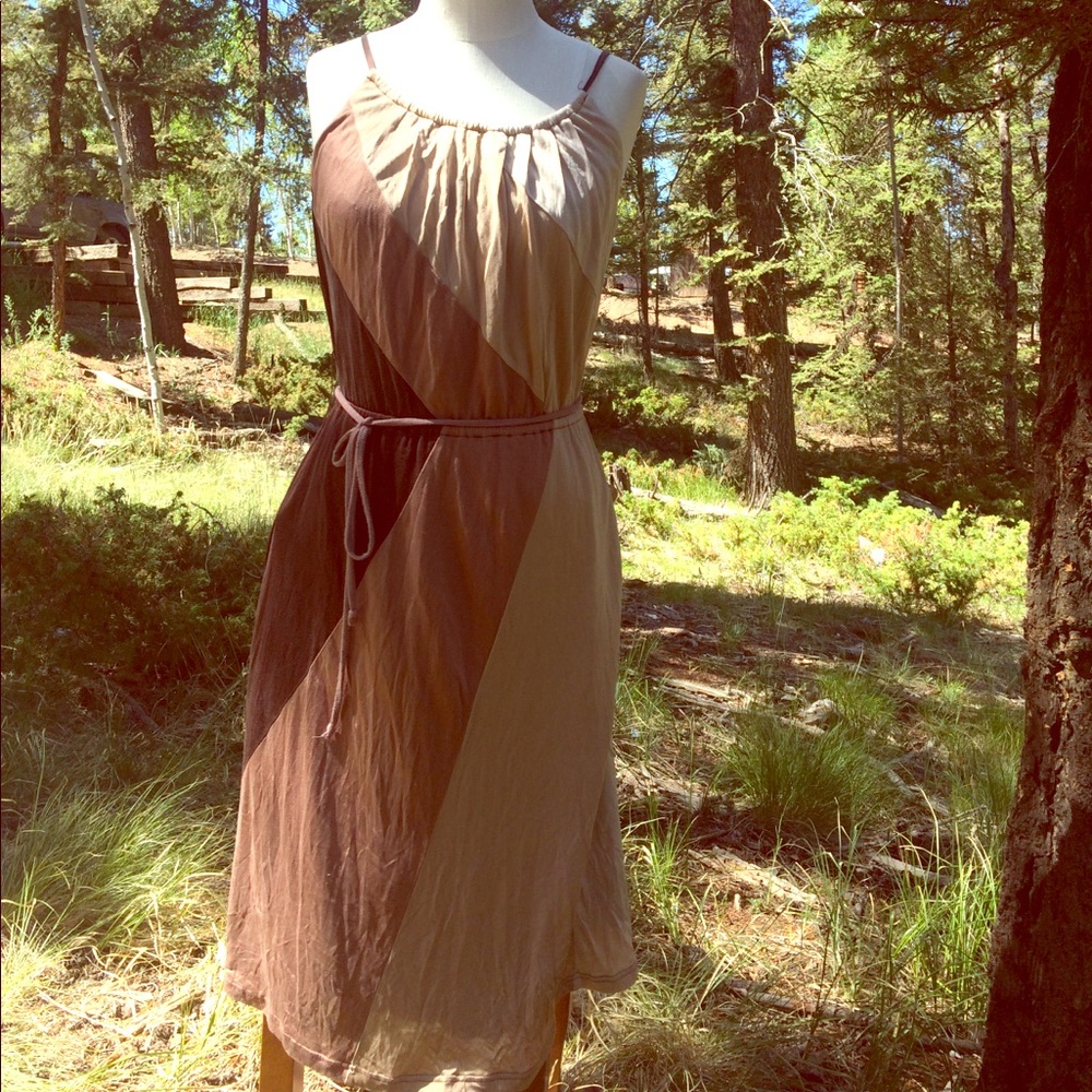 ⬇️$30 Bebe 100% silk dress - Picture 1 of 8